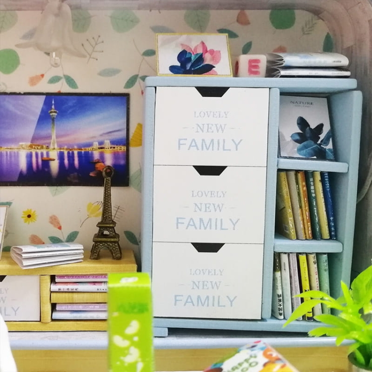 Miniaturowy domek Piątkowy wieczór