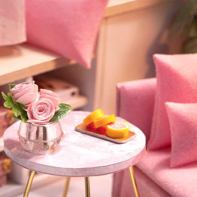 Miniaturowy domek - Pokój Zosi*