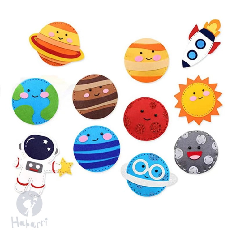 Kosmos - filcowy zestaw do szycia DIYKosmos - filcowy zestaw do szycia DIY - 11 elementów