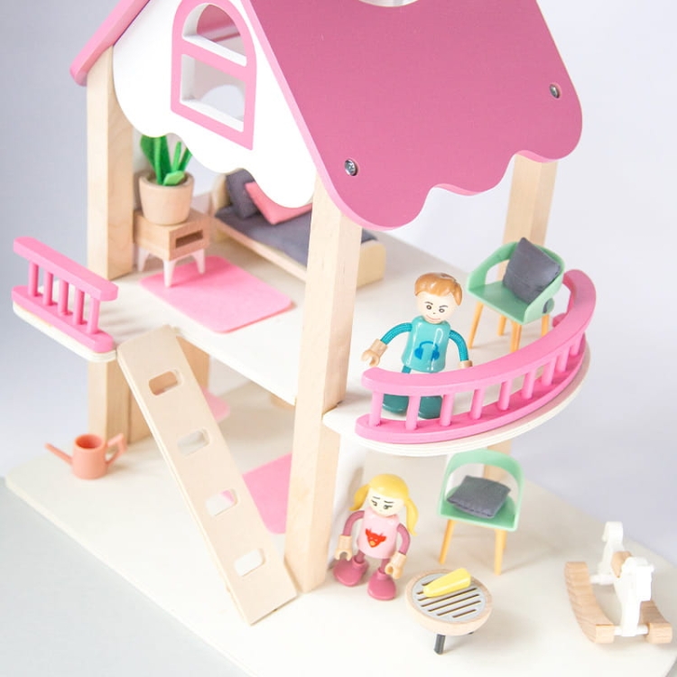 Domek drewniany dla lalek