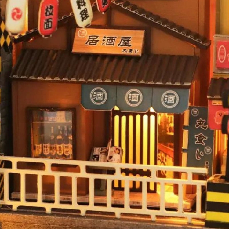 Miniaturowy domek Book Nook - Podróż na Hanami