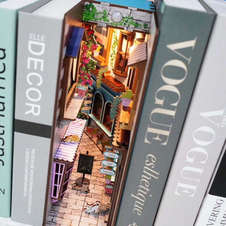 Miniaturowy domek Book Nook - Szczęśliwa wyspa