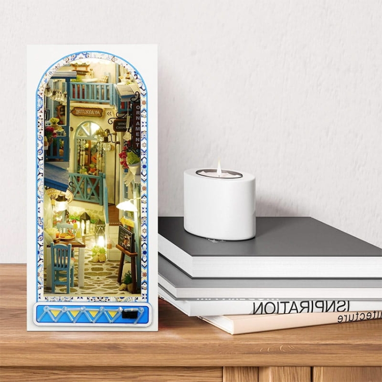 Miniaturowy domek Book Nook - Morska Bryza