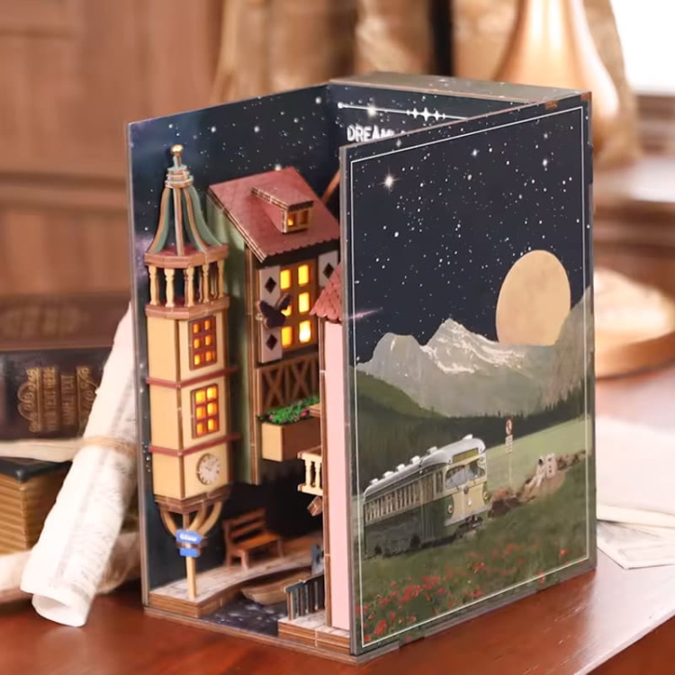 Miniaturowy domek Book Nook - Spacer pod gwiazdami
