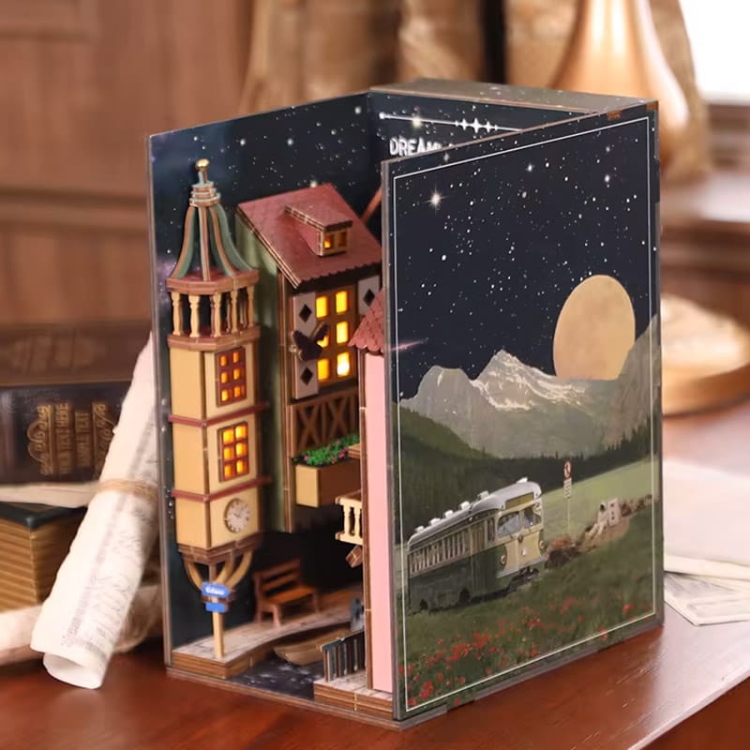 Miniaturowy domek Book Nook - Spacer pod gwiazdami