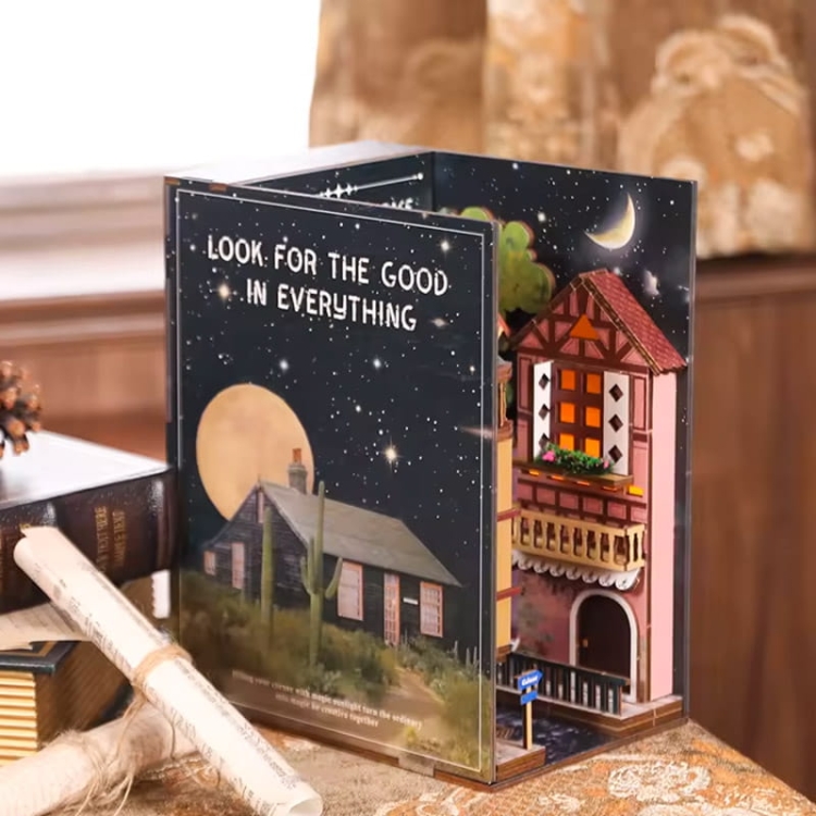 Miniaturowy domek Book Nook - Spacer pod gwiazdami