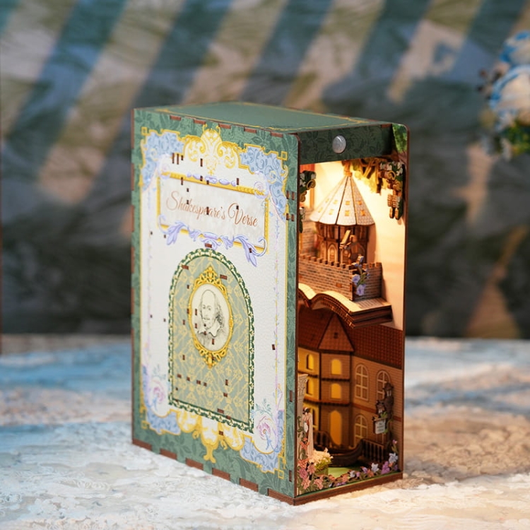 Miniaturowy domek Book Nook - Romeo i Julia - miłość świata