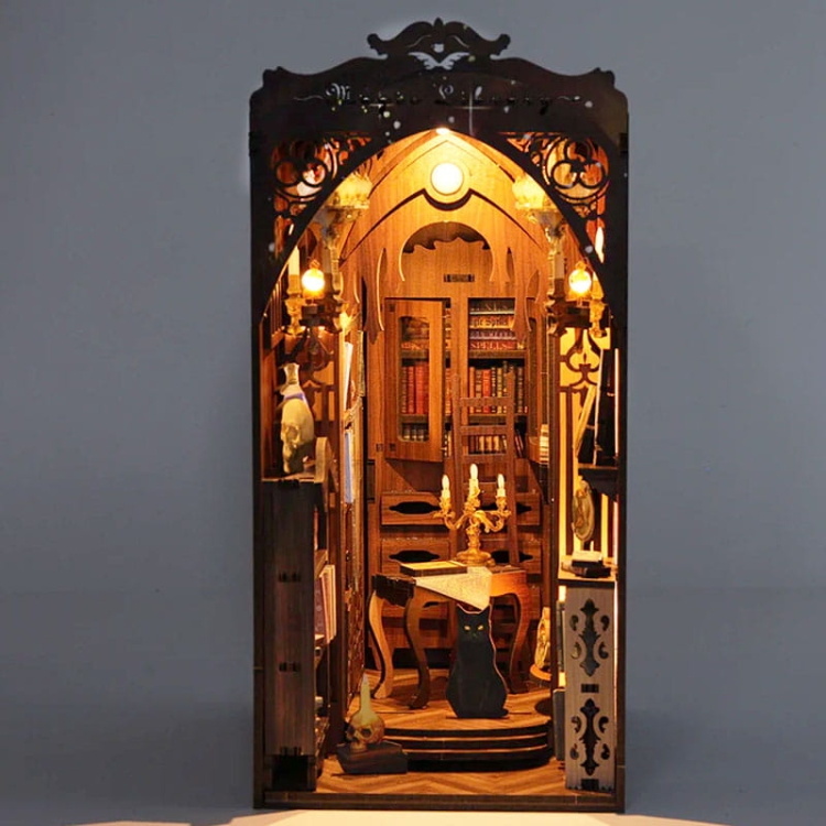 Miniaturowy domek Book Nook - Tajemnicza biblioteka