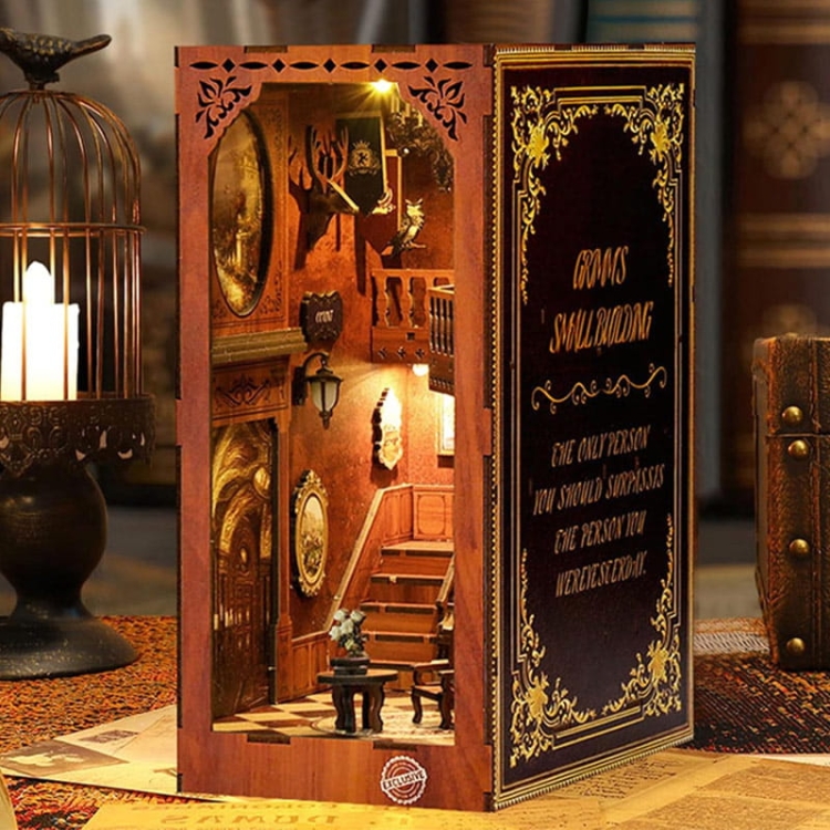 Miniaturowy domek Book Nook - Brytyjska elegancja Grimm's
