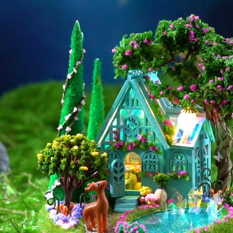 Miniaturowy domek - Turkusowe jezioro*