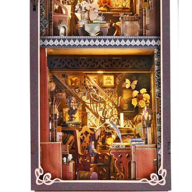 Miniaturowy domek Book Nook - Muzeum motyli