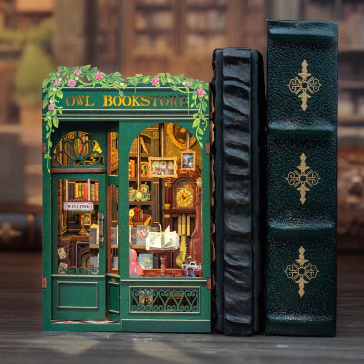 Miniaturowy domek mini Book Nook - Księgarnia pod sową