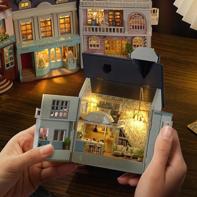 Miniaturowy domek - Rodzinna willa
