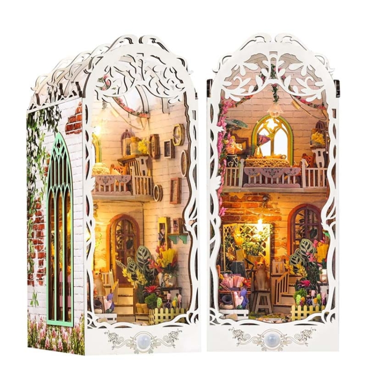 Miniaturowy domek Book Nook - Dolina kwiatów