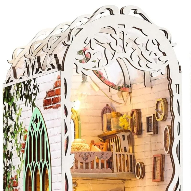 Miniaturowy domek Book Nook - Dolina kwiatów*