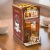 Miniaturowy domek Book Nook - Śniadanie na mieście