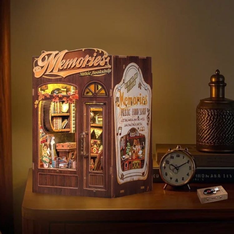 Miniaturowy domek mini Book Nook - Muzyczne wspomnienia