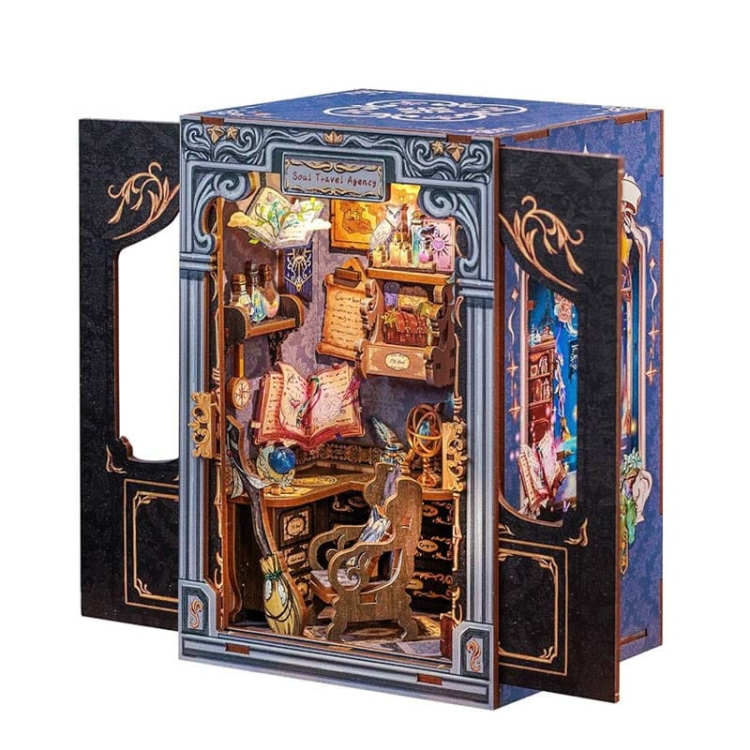 Miniaturowy domek mini Book Nook - Podróż w czasie* - CuteBee