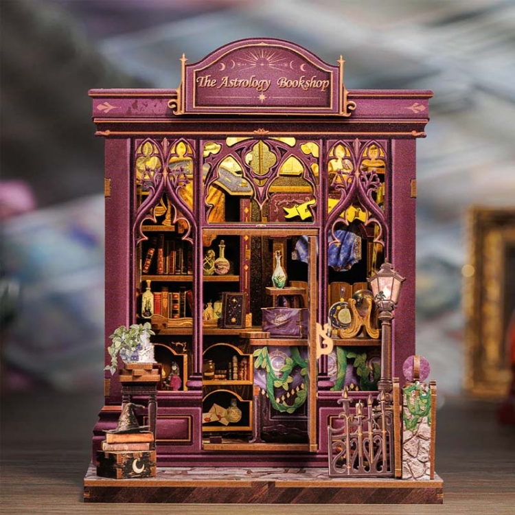 Miniaturowy domek mini Book Nook - Astrologia szczęścia* - CuteBee
