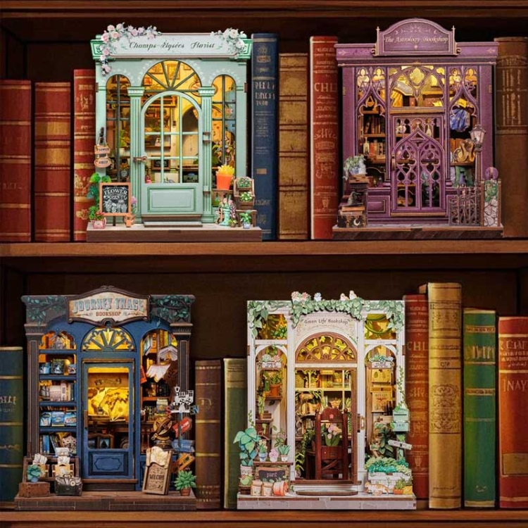 Miniaturowy domek mini Book Nook - Astrologia szczęścia* - CuteBee