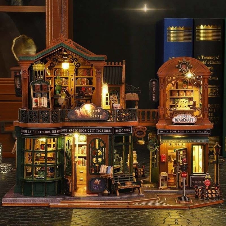 Miniaturowy domek - Księgi magnetycznego zmierzchu