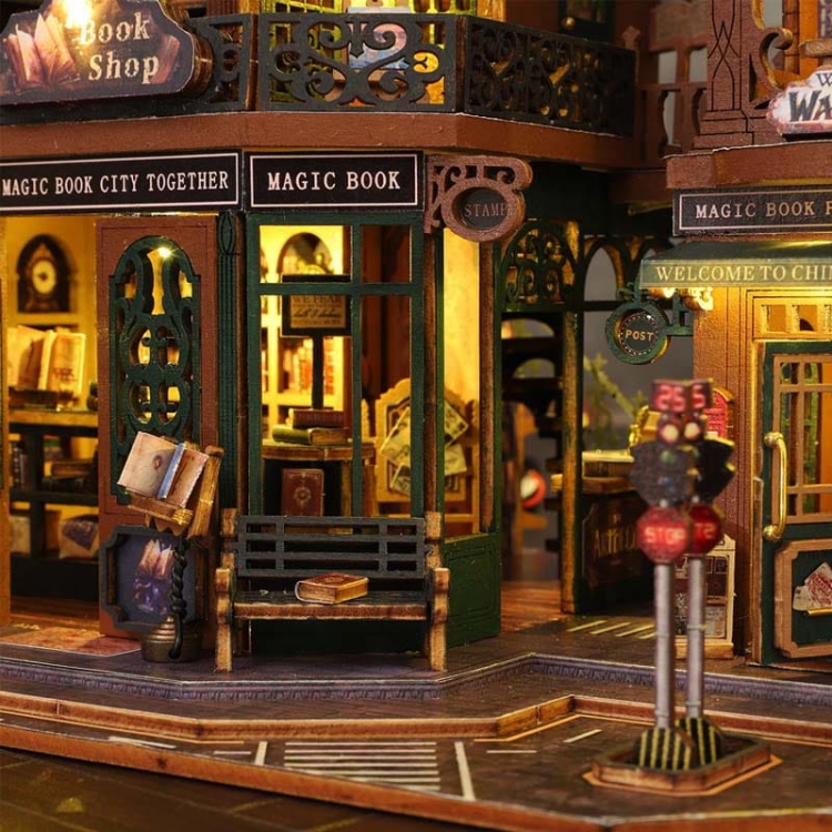 Miniaturowy domek - Księgi magnetycznego zmierzchu