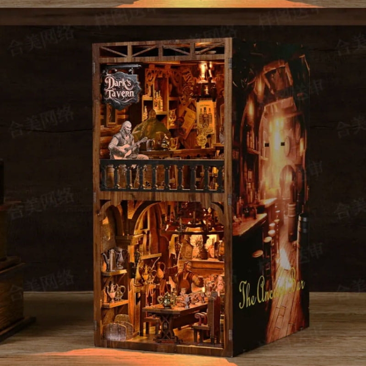 Miniaturowy domek Book Nook - Tawerna pod Srebrnym Gryfem* - Aslowsnail