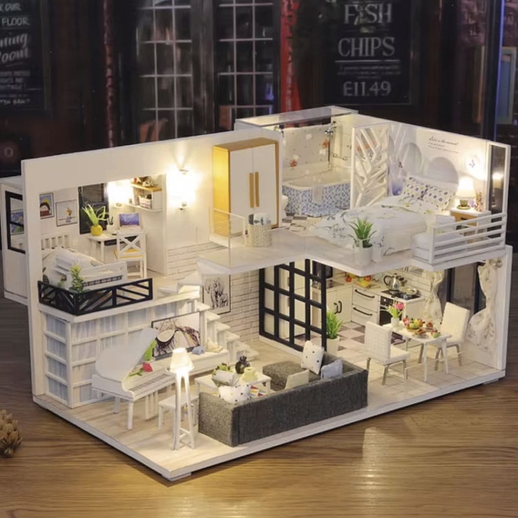 Miniaturowy domek - Śnieżna biel