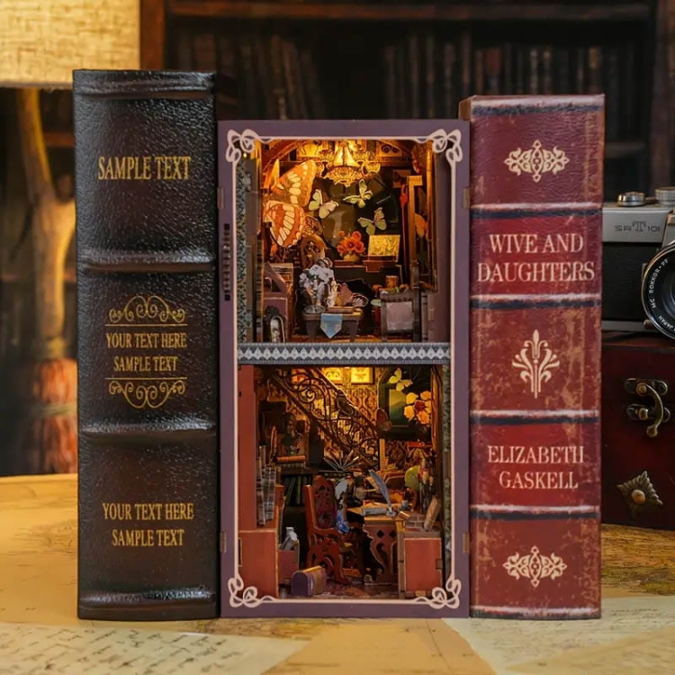 Miniaturowy domek Book Nook - Muzeum motyli