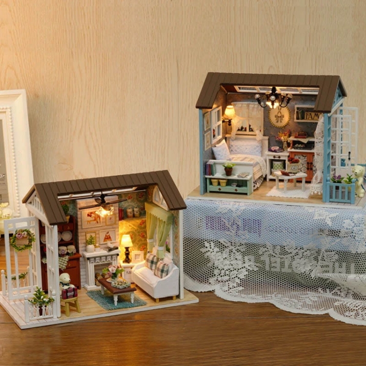 Miniaturowy domek - Leśniczówka w Bieszczadach*