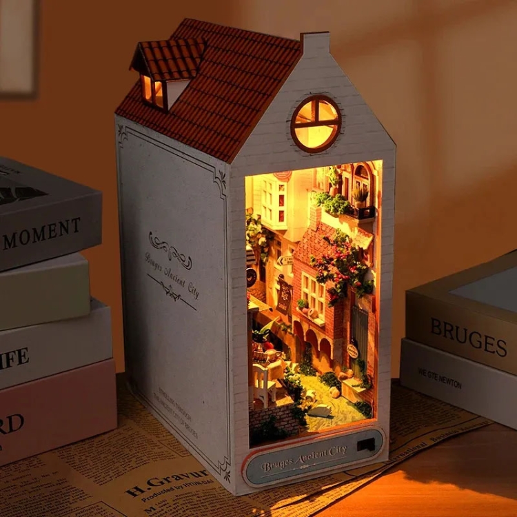 Miniaturowy domek Book Nook - Diamentowa Wenecja Północy