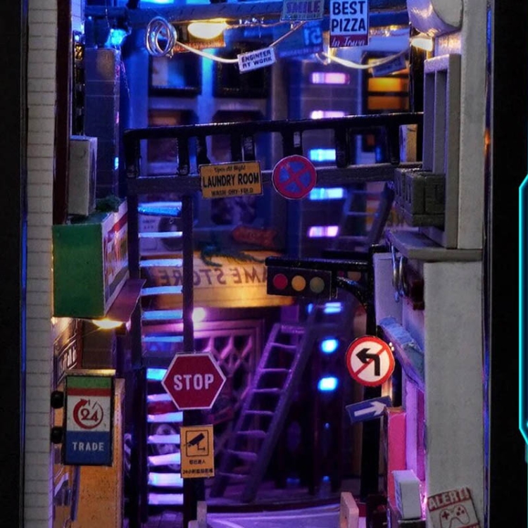 Miniaturowy domek Book Nook - Cyberworld