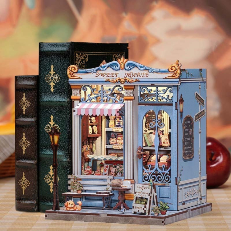 Miniaturowy domek Book Nook - Słodka czekolada