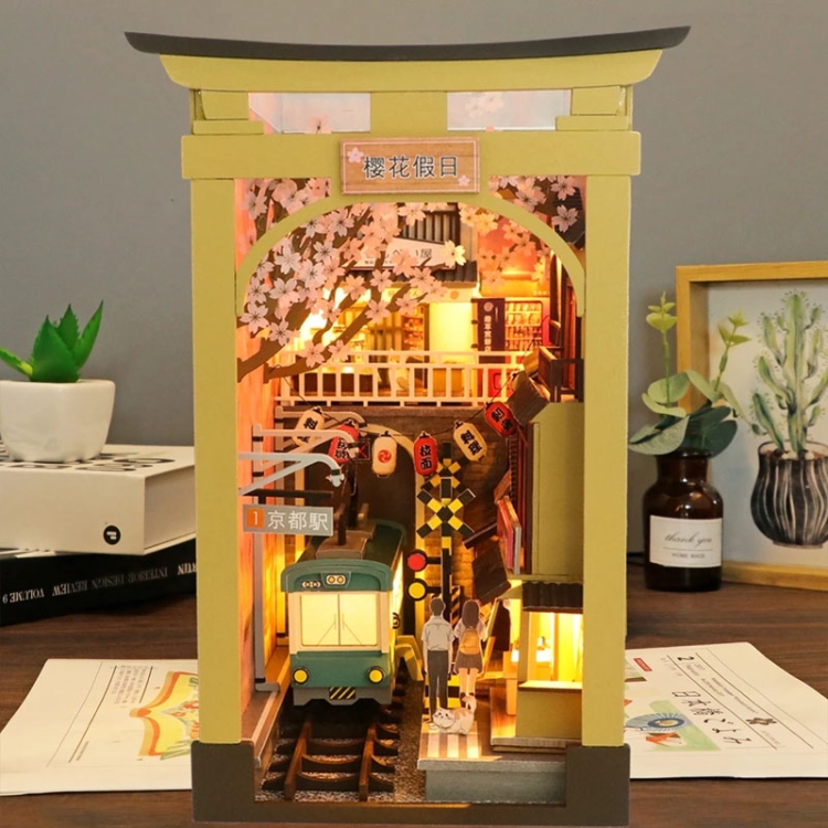 Miniaturowy domek Book Nook - Podróż na Hanami