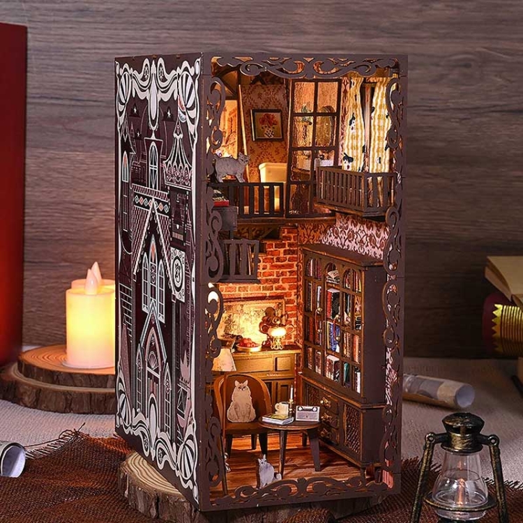 Miniaturowy domek Book Nook - Tajemnica zamku
