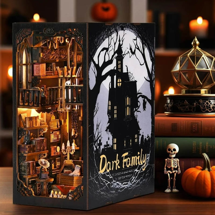 Miniaturowy domek Book Nook - Dracula family