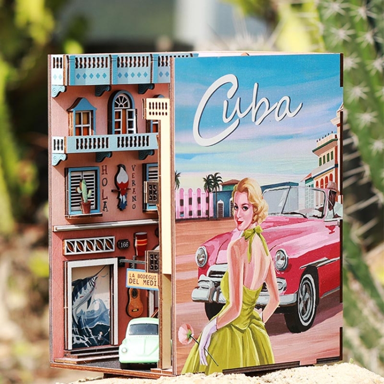 Miniaturowy domek Book Nook - Spacer po Havanie