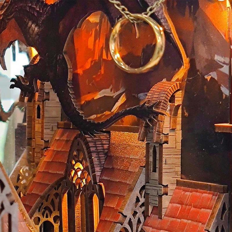 Miniaturowy domek Book Nook - Władca Pierścieni