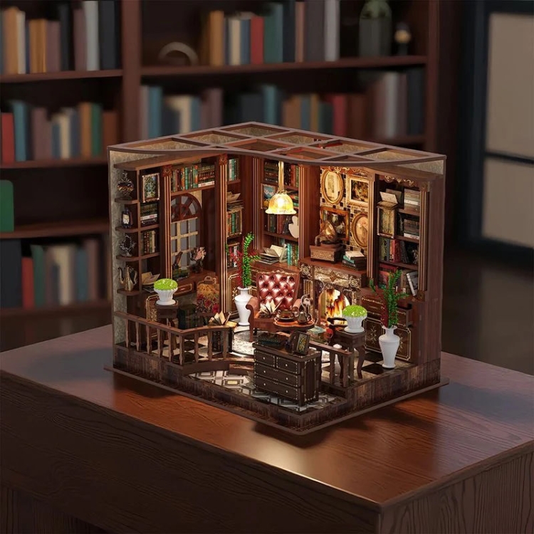 Miniaturowy domek Book Nook - Gabinet Holmsa