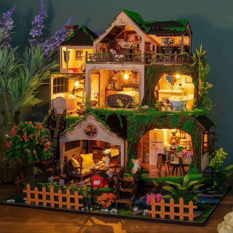 Miniaturowy domek - Opowieści szumiących liści