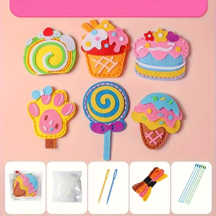 Sweets - filcowy zestaw do szycia DIY zawieszki - 8 elementów
