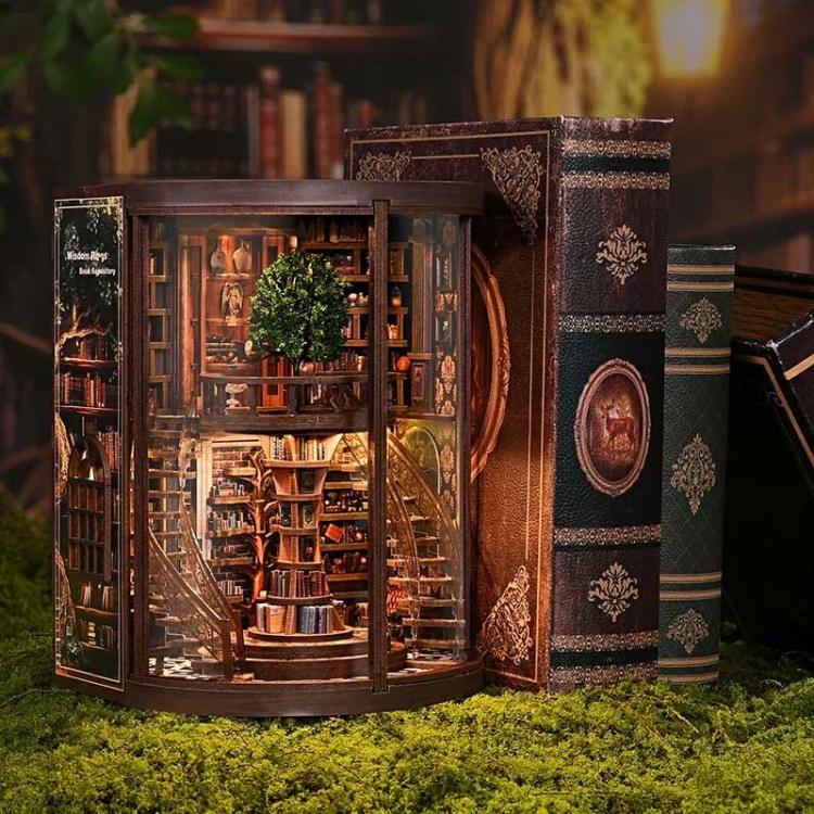 Miniaturowy domek Book Nook - Krąg starych ksiąg