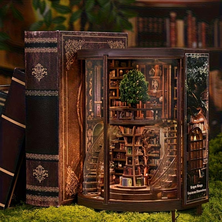Miniaturowy domek Book Nook - Krąg starych ksiąg