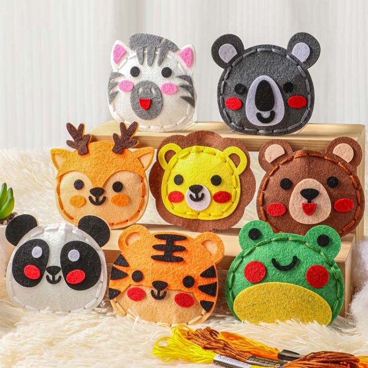 Zwierzęta - filcowy zestaw do szycia DIY zawieszki - 8 elementów