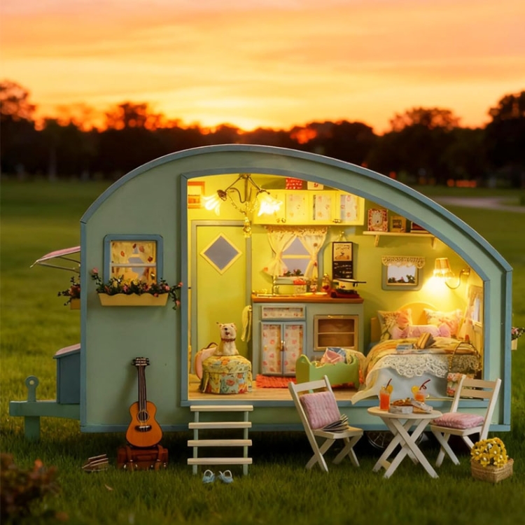 Miniaturowy domek - Wakacje na kempingu