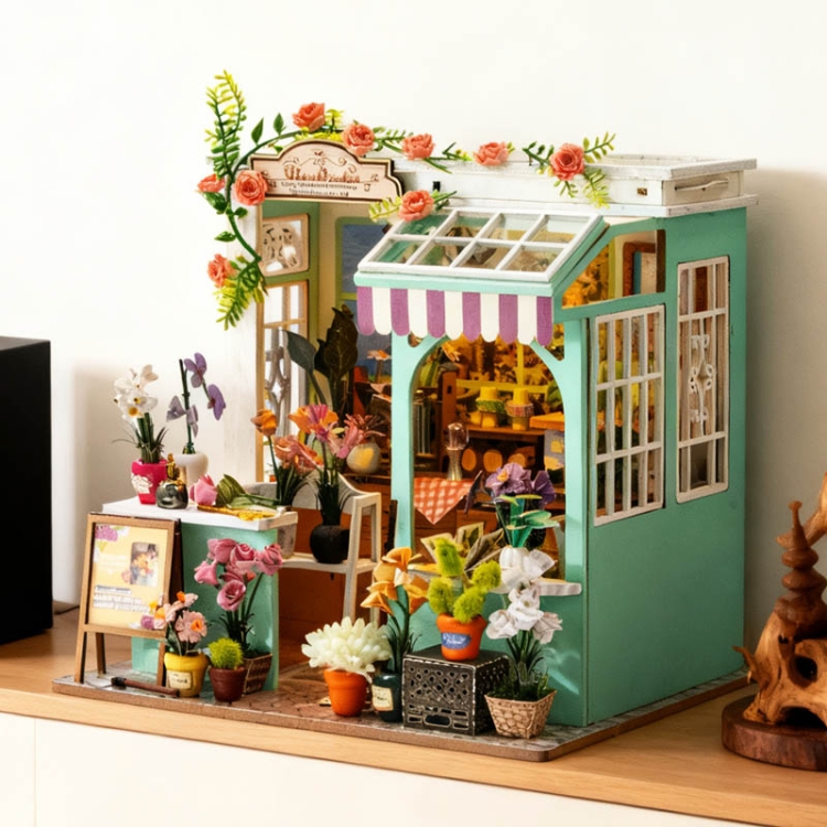 Miniaturowy domek - Na górze róże