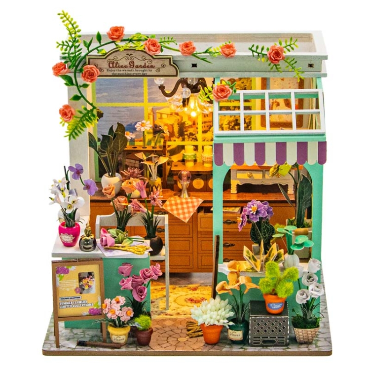 Miniaturowy domek - Na górze róże