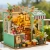 Miniaturowy domek - Na górze róże