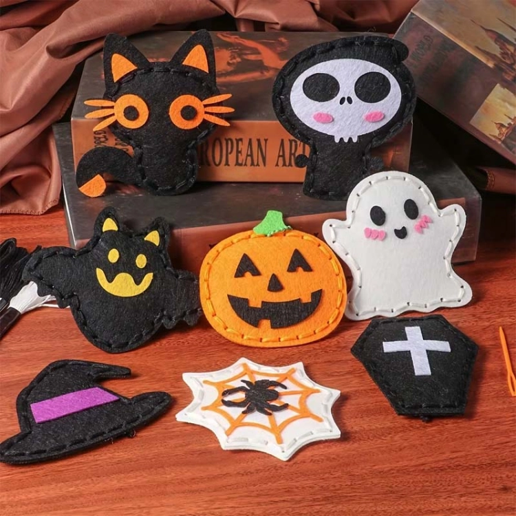 HALLOWEEN - filcowy zestaw do szycia DIY zawieszki - 8 elementów