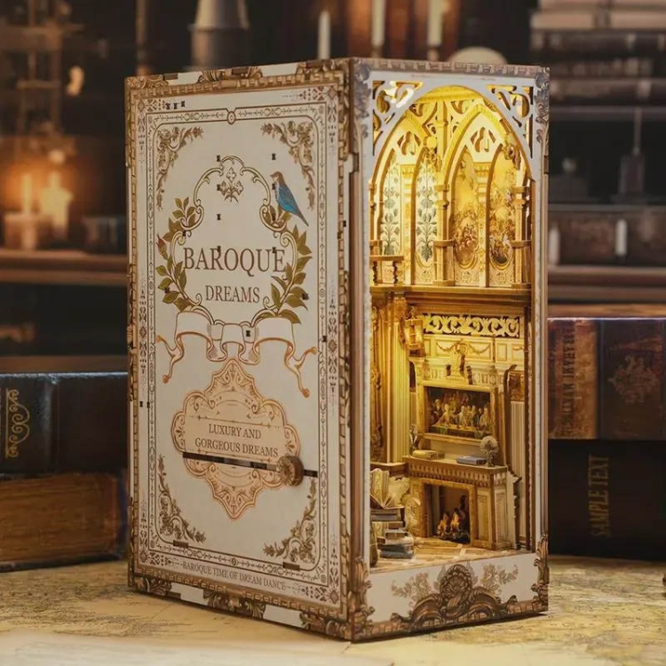Miniaturowy domek Book Nook - Klasyczny barok